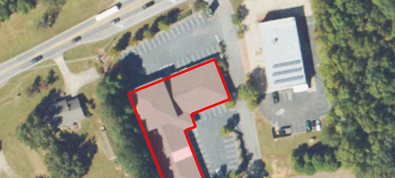 7768 Cumming Hwy