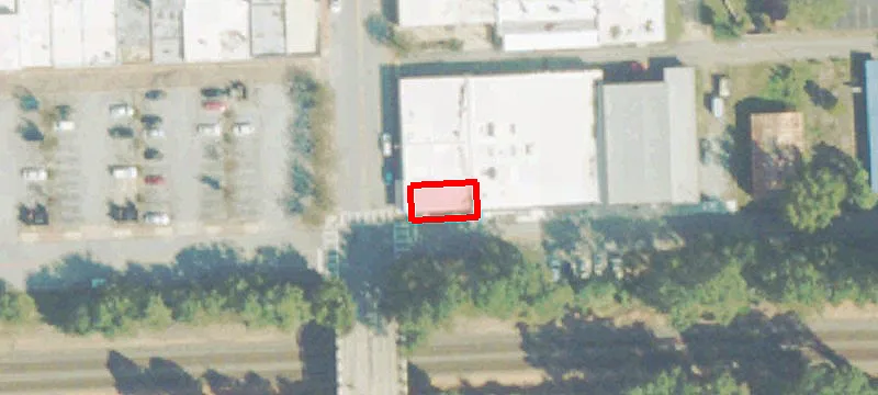 90 Pond St