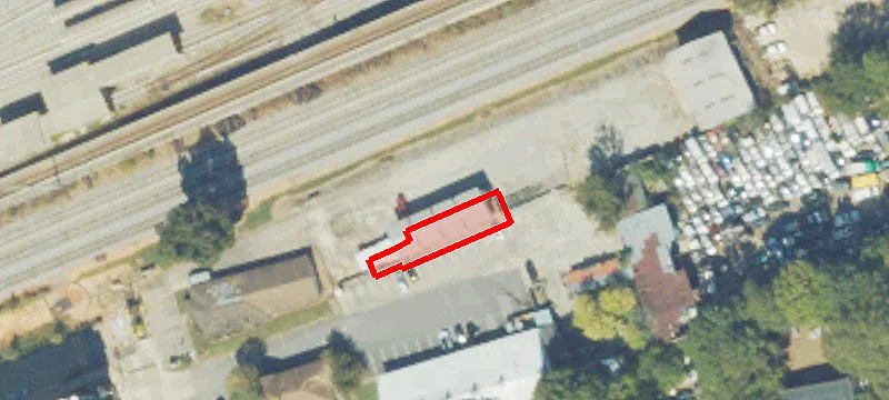 143 Maple St