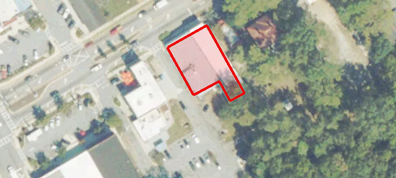 30 Sycamore St