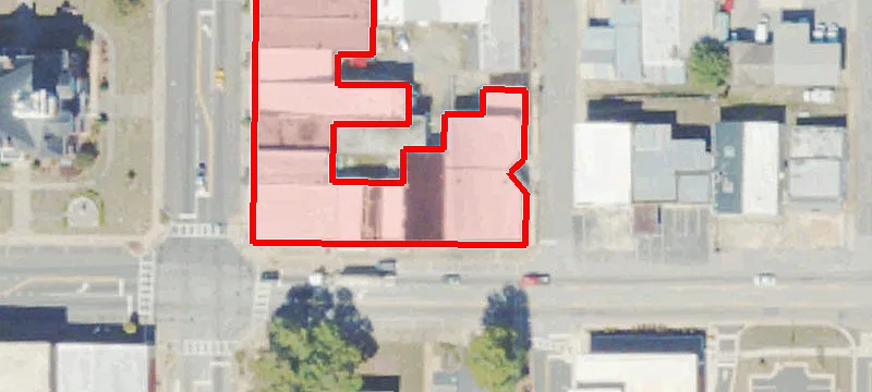 16 Main St