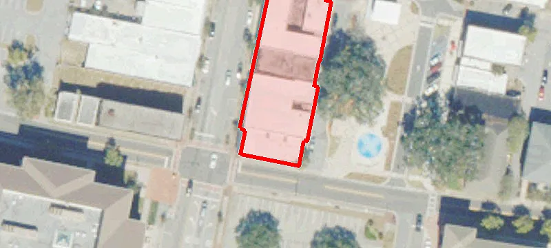122 Main St