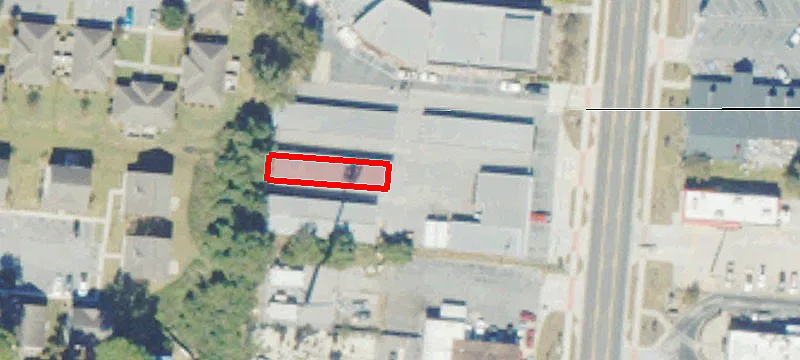 443 Main St