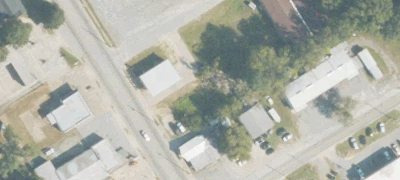 305 Main St