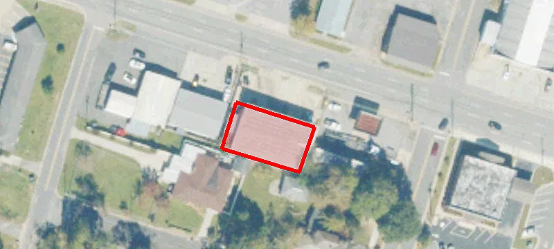 57 Oak St