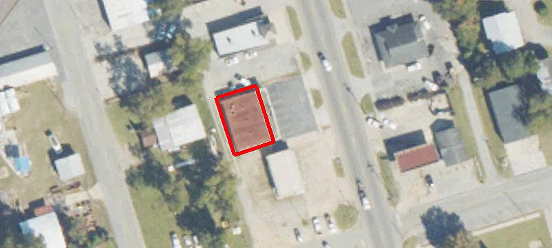 305 Hutchinson Ave