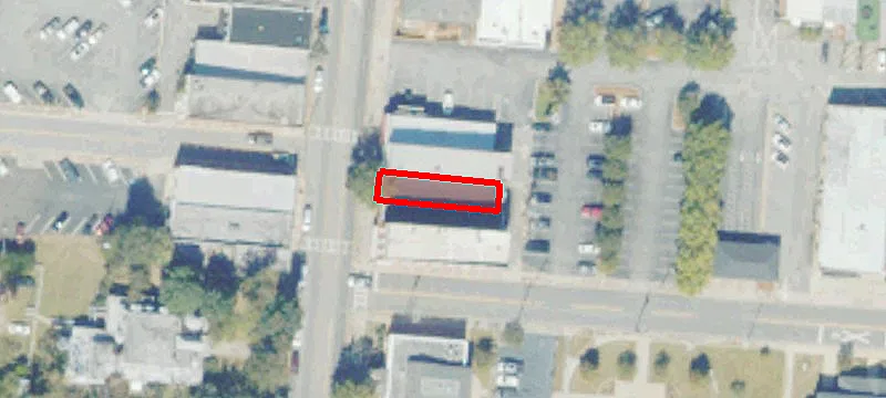 18 Main St