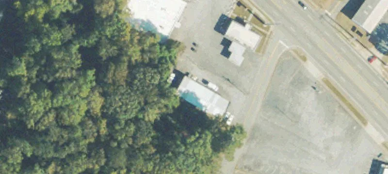 102 Parkwood Dr