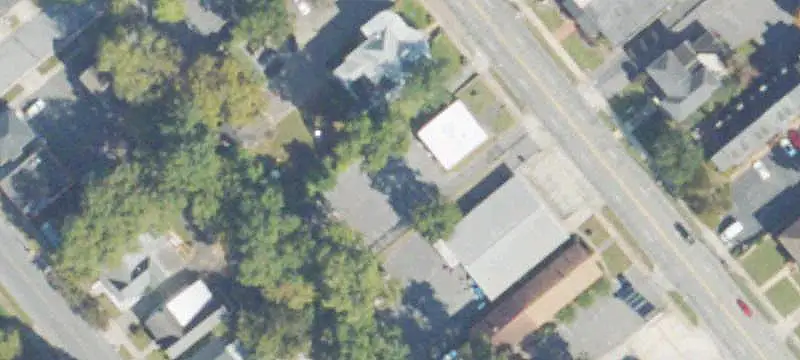 306 2nd Ave