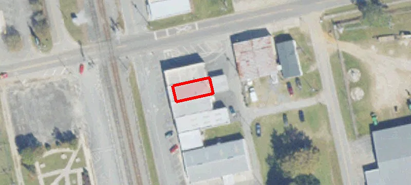 15 Railroad St