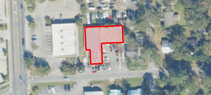 402 Mary St