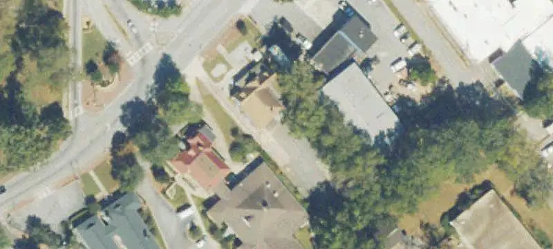 6911 Main St