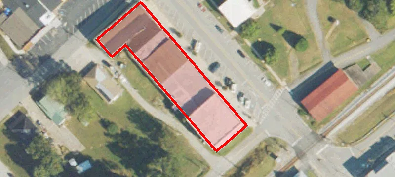 24 Main St