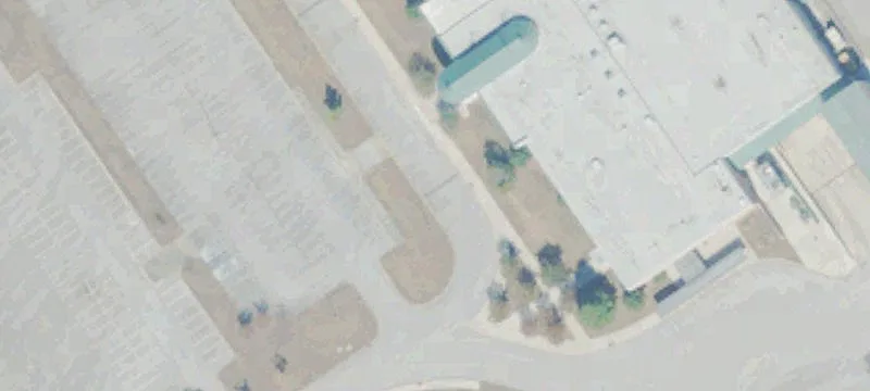 2011 Riverside Dr