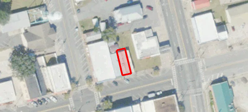 3927 Main St