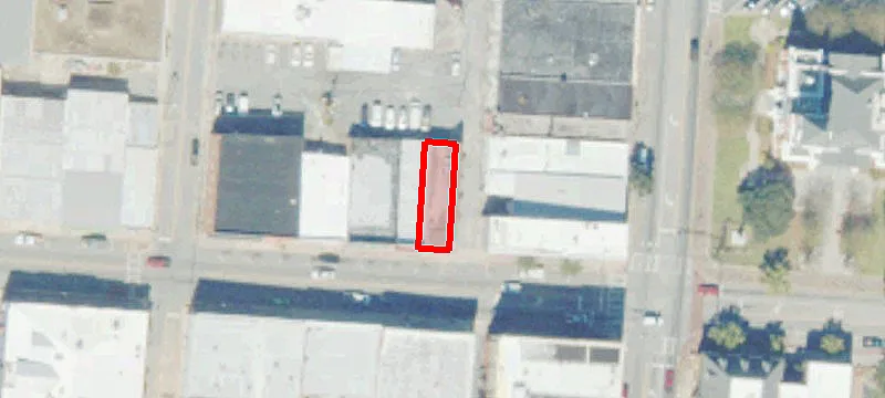 15 Main St