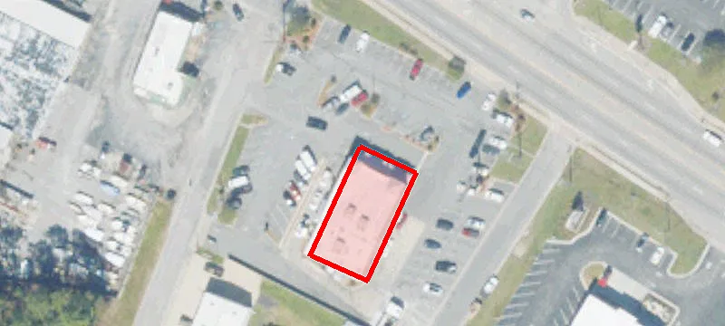 1900 Memorial Dr