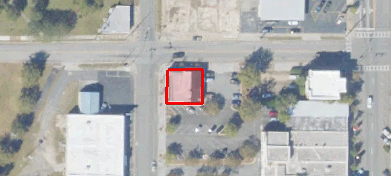 27 1st NW Ave