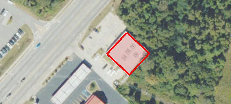 1044 Main St