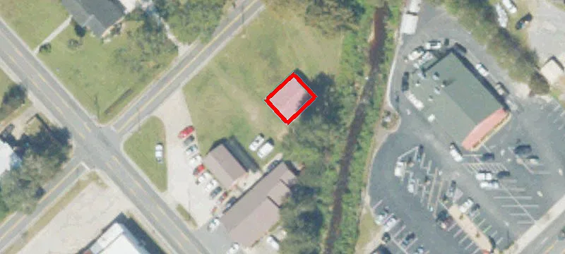 108 Riverside Dr
