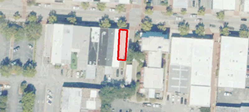 48 Main St