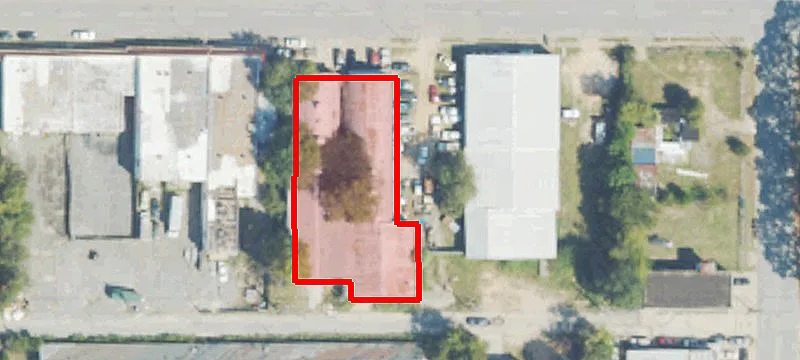 918 Broad Ave