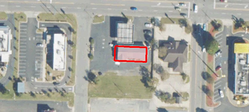 1010 2nd W St