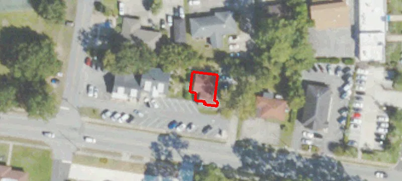 2311 Parkwood Dr