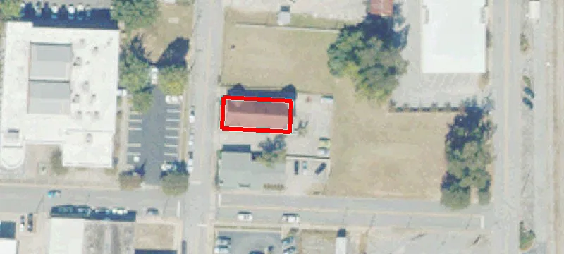 14 Oak St