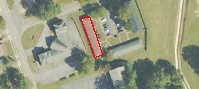 437 Pond St