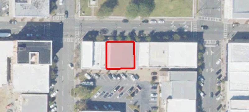 10 1st SE Ave