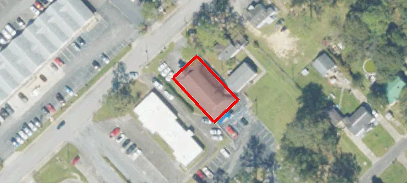 305 Pineview Dr