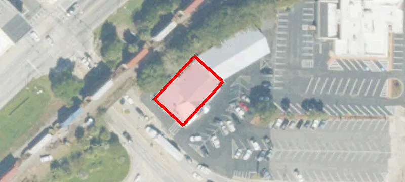 421 Memorial Dr