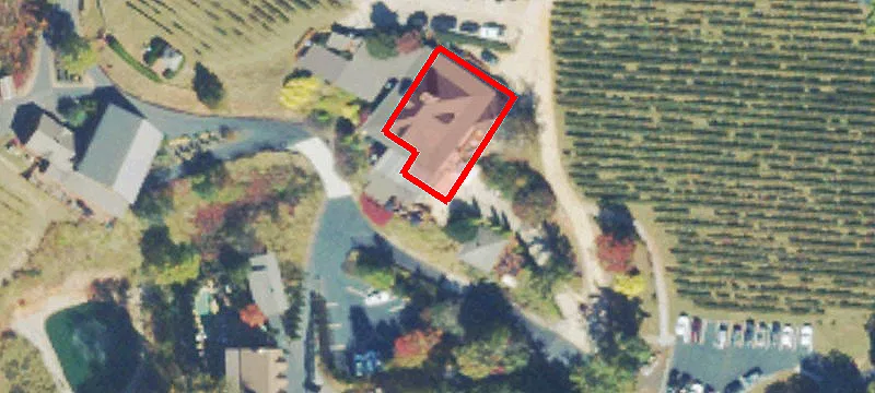 180 Wolf Mtn Trl