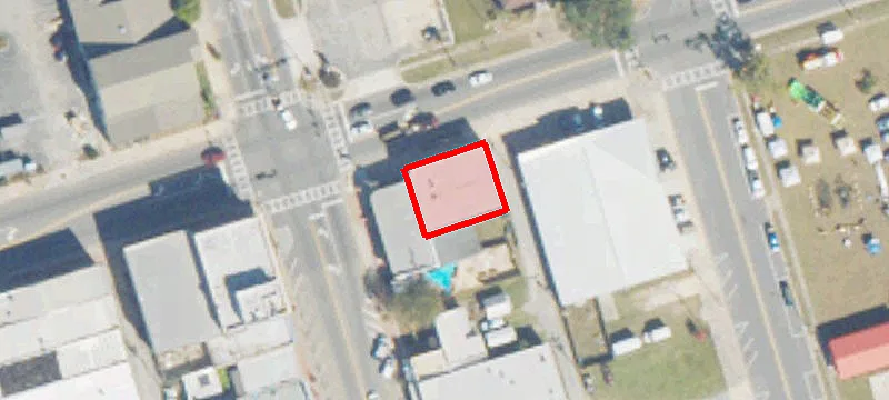 101 Hutchinson Ave