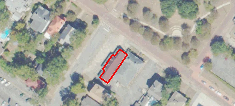 606 Spg St