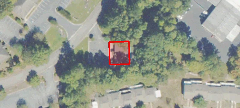 121 Crst Blvd