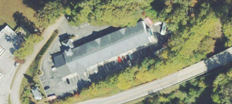 64 White Oak Ln