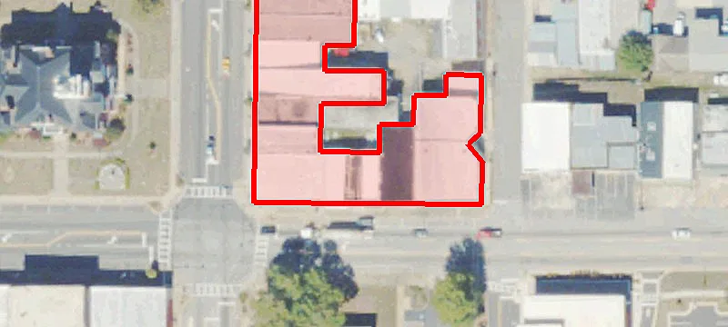 12 Main St