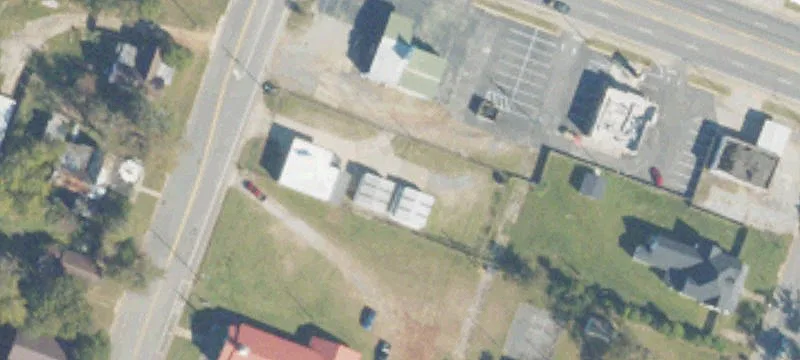 705 Rdg S Ave