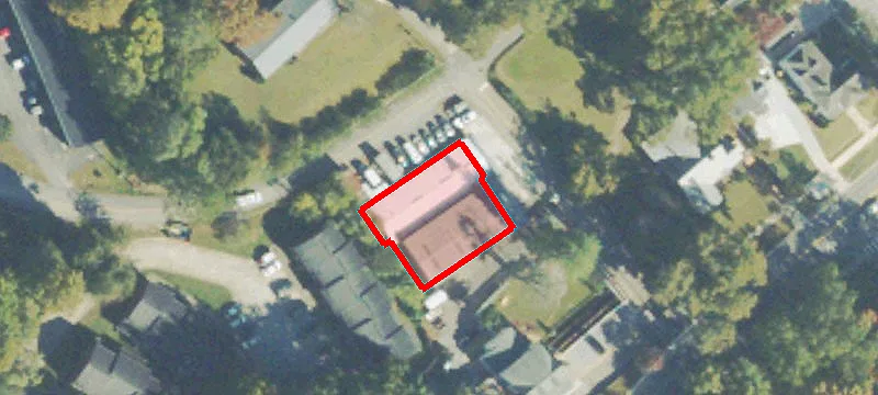 37 College Ln