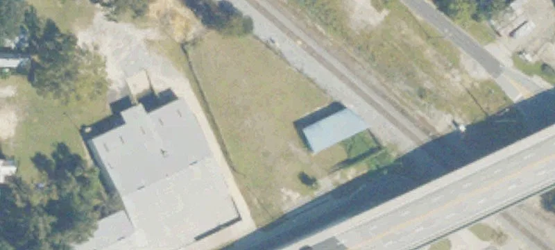 906 Hl Ave