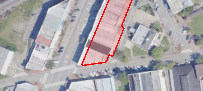 112 Dooly St
