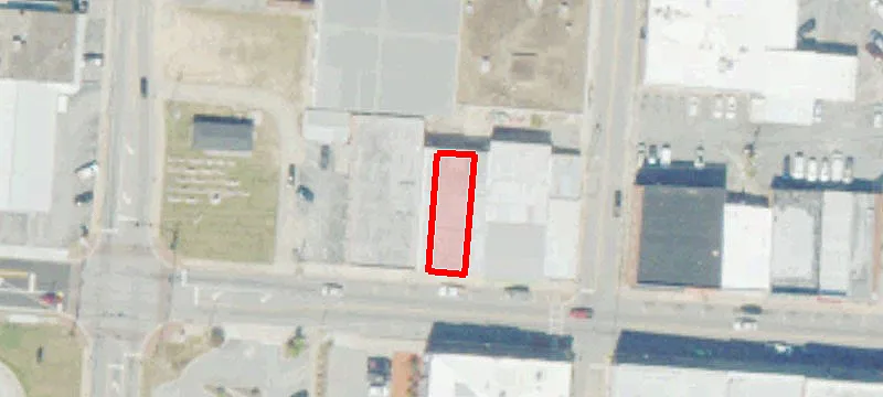 39 Main St