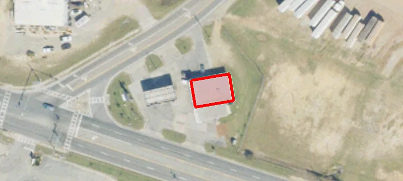 1303 Us Hwy 82nd E
