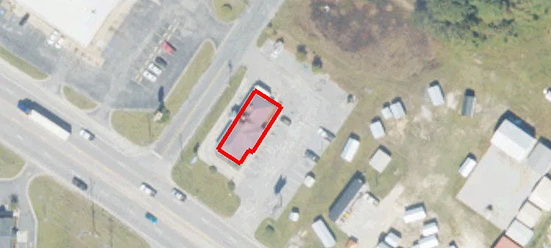 2201 Memorial Dr