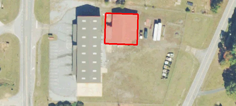 752 Main St