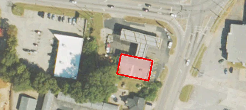 320 Commerce Ave