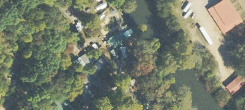 86 Riverside Pl
