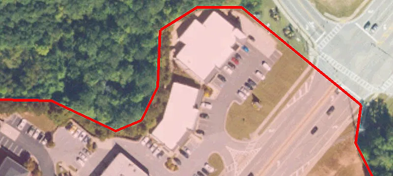 2537 Cedarcrest Rd